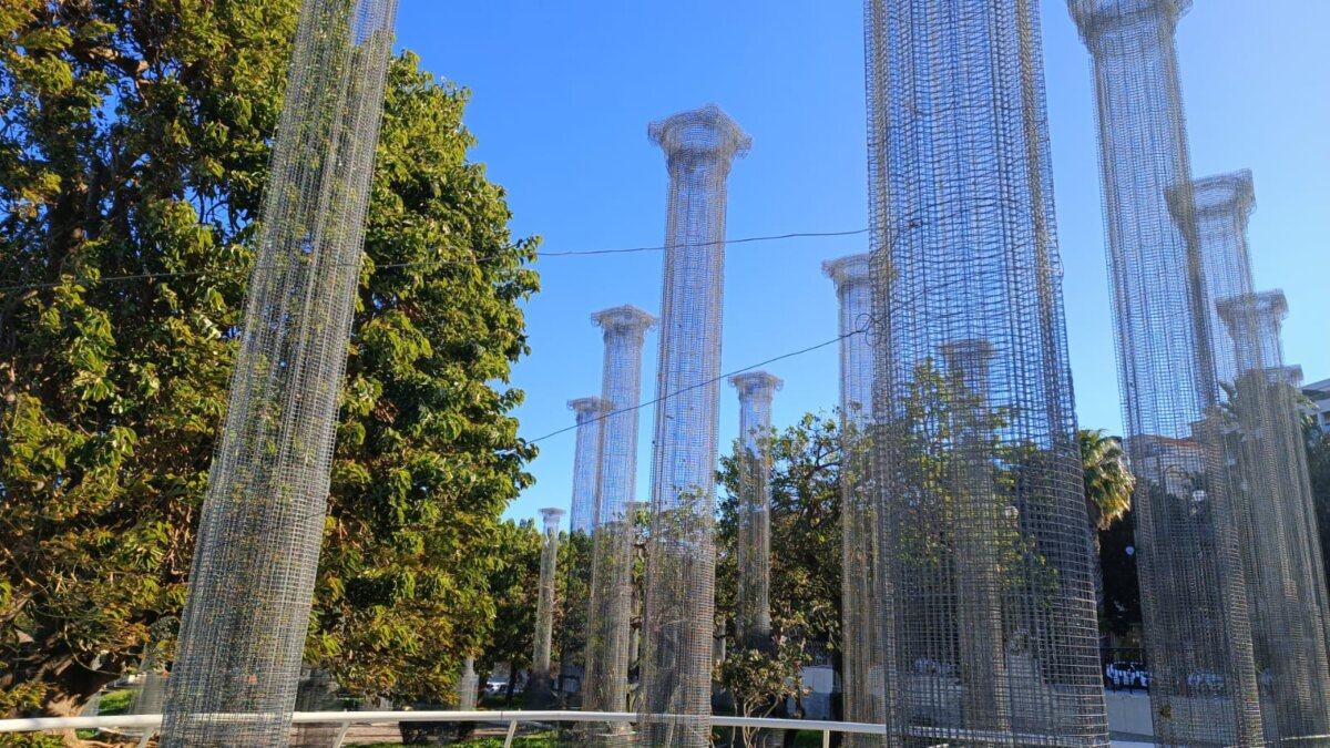 Colonne Opera Piegate Intervento