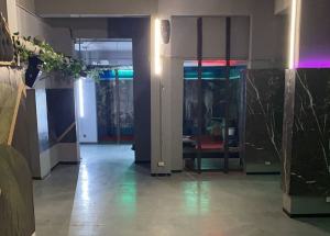 Metro Different Club 1