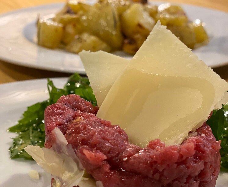 Hostaria Tartare Parmigiano