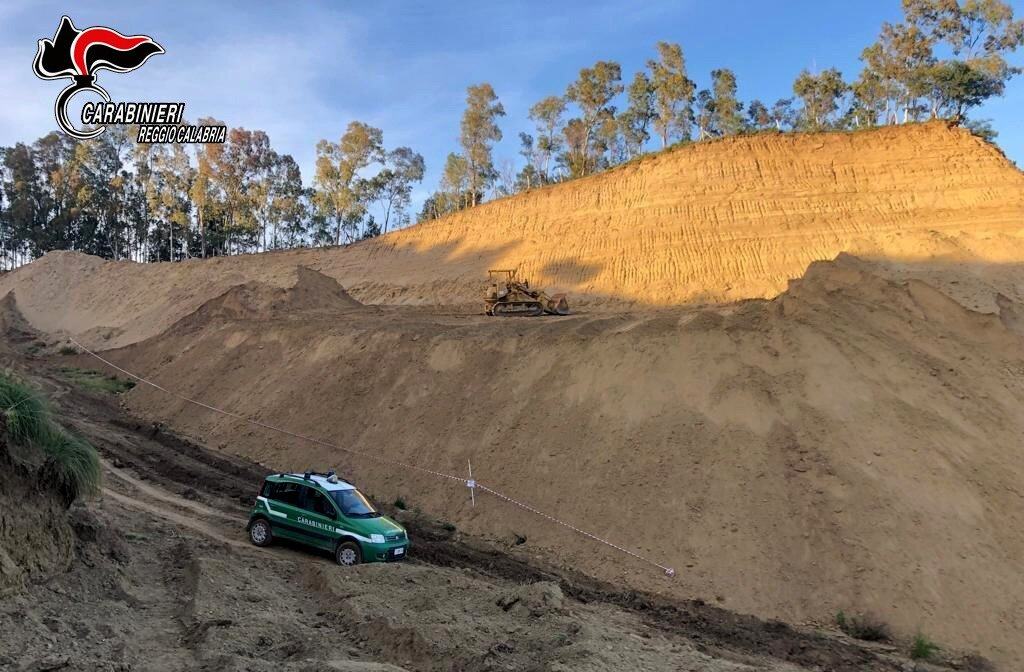 Collina Locri Denuncia