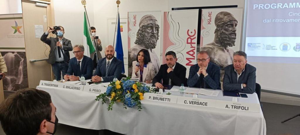 Conferenza Bronzi