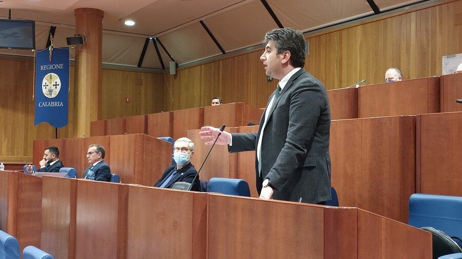 Lo Schiavo Interviene In Consiglio Regionale