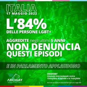 E In Parlamento Applaudono Arcigay 5