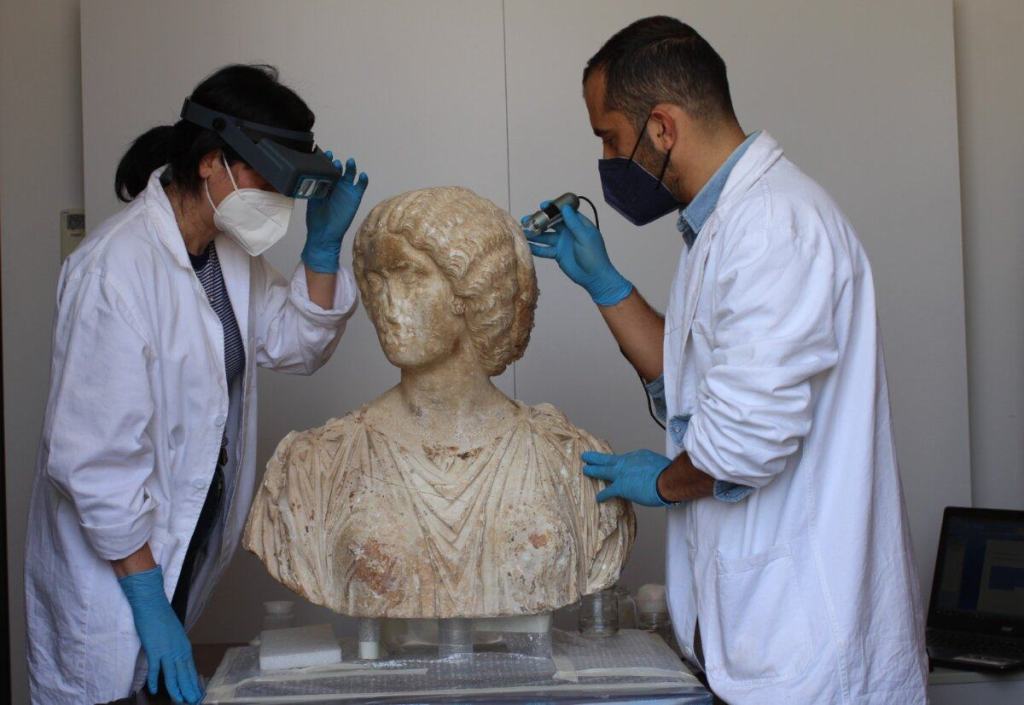 Restauro Busto Femminile Di Epoca Romana 2