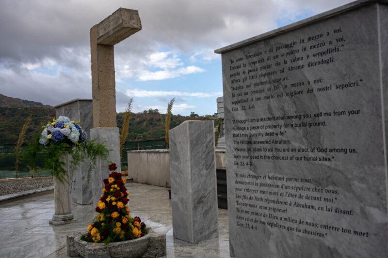 Cimitero Migranti 7