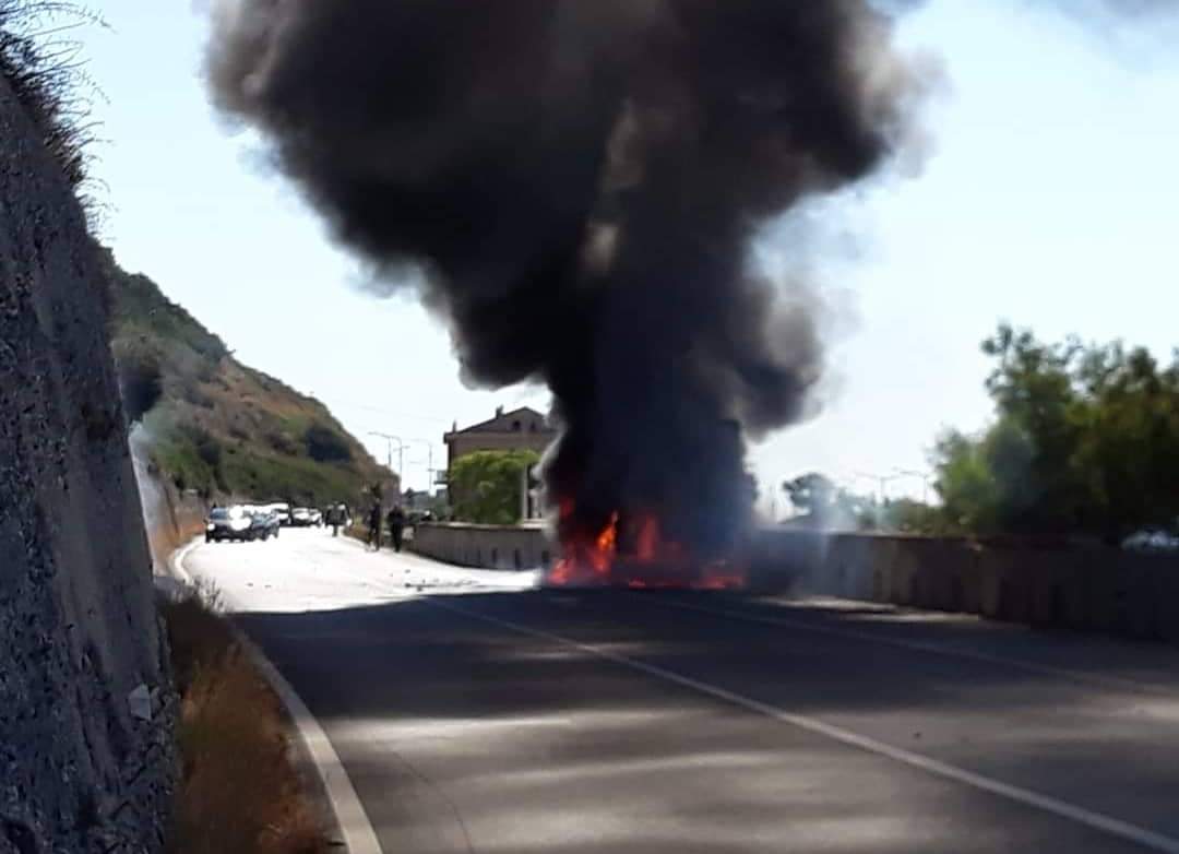 Furgone Fiamme (2)