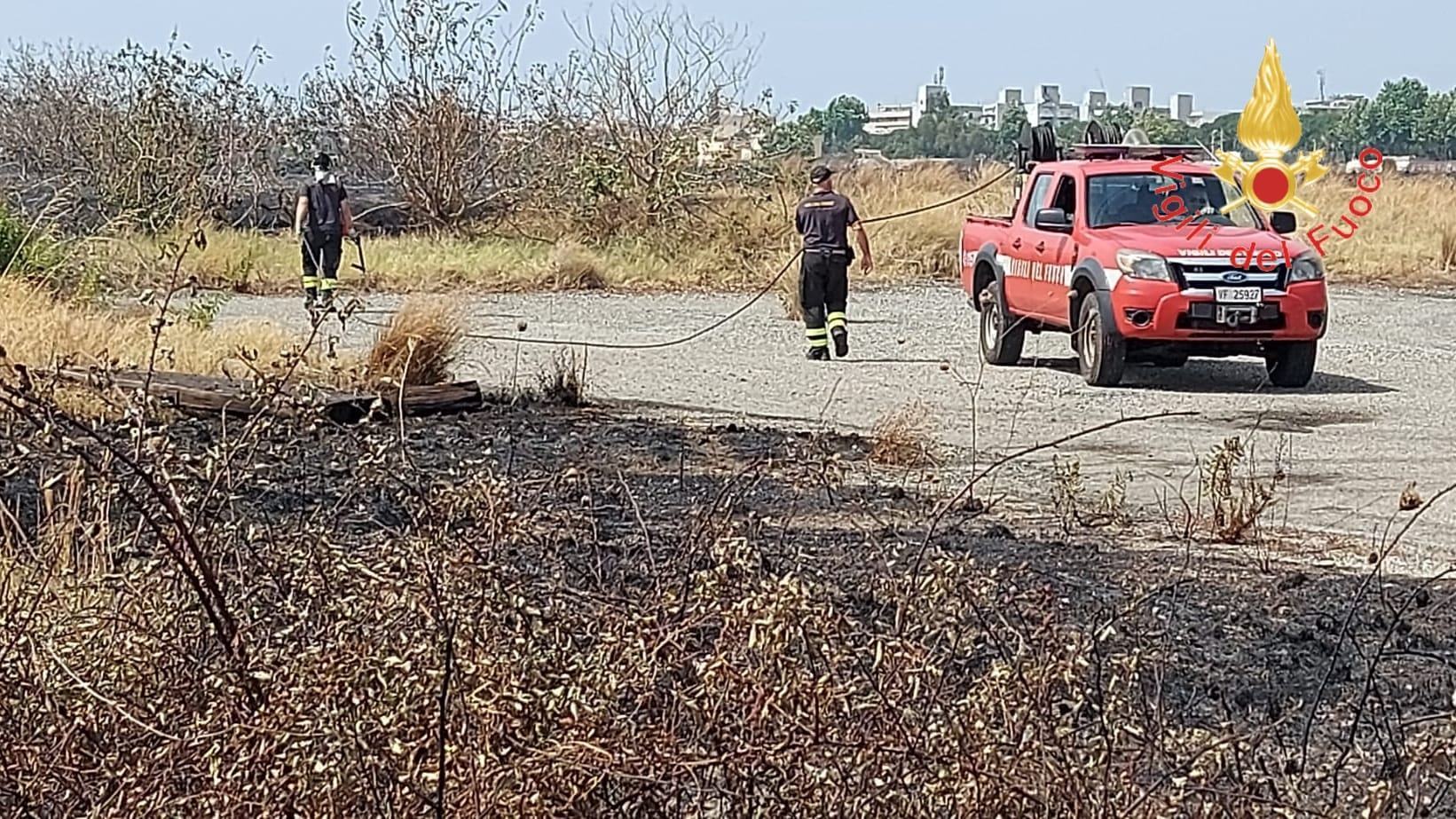 Incendio Aeroporto Tito Minniti 2