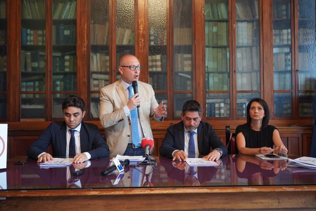 Presentazione Bronzi Di Riace 1