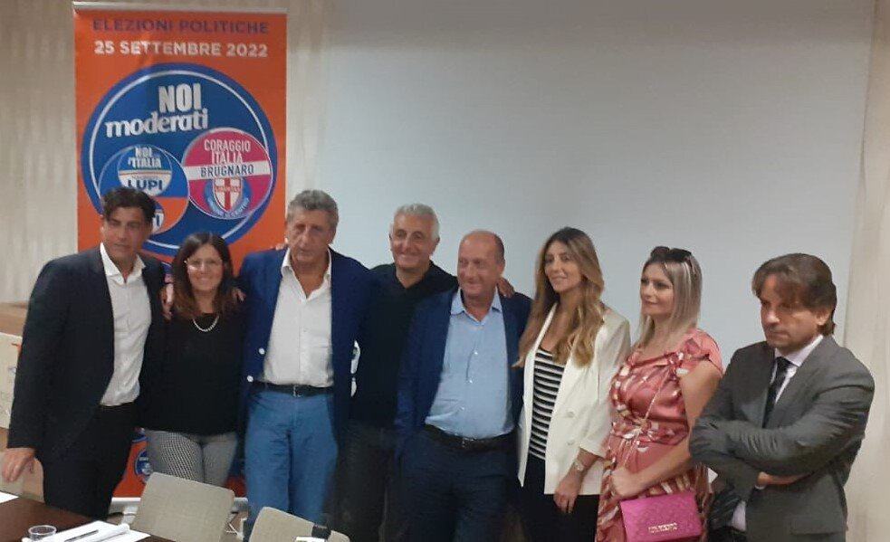 Noi Moderati, Gruppo (1)