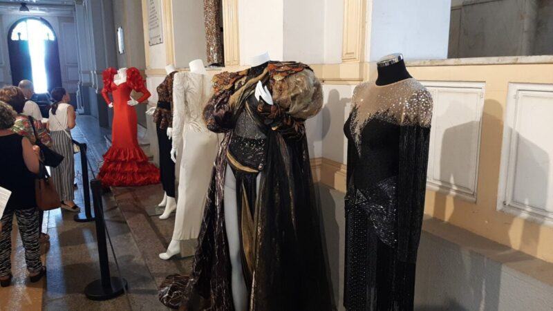 Carra Vestiti 2