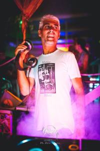 Gitano Reunion Club House Rose Cafè 18