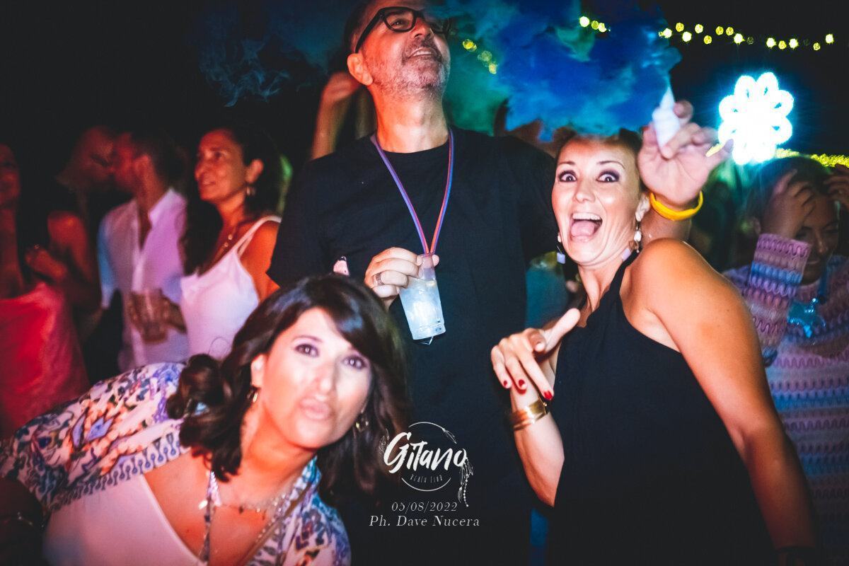 Gitano Reunion Club House Rose Cafè 22