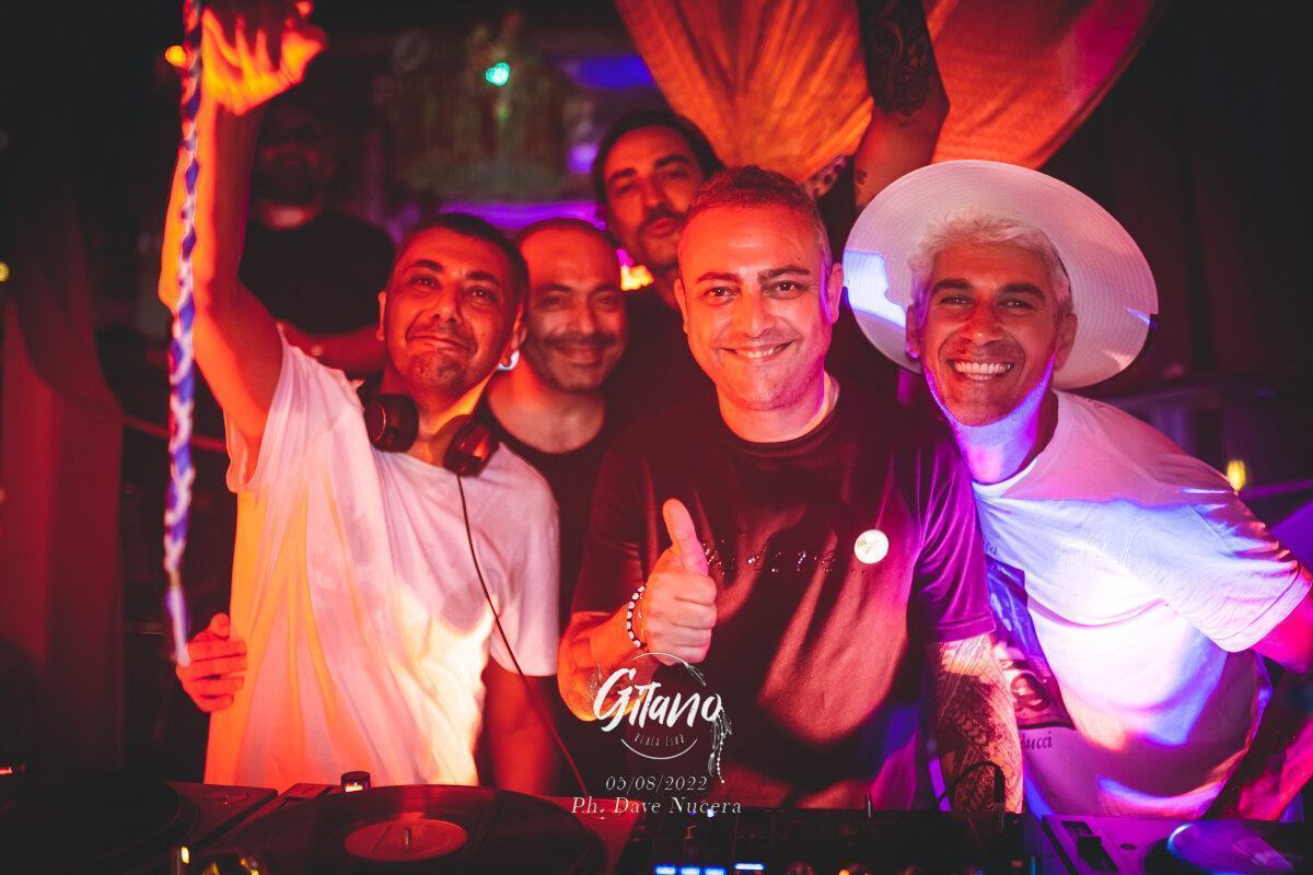 Gitano Reunion Club House Rose Cafè 31