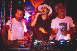 Gitano Reunion Club House Rose Cafè 34