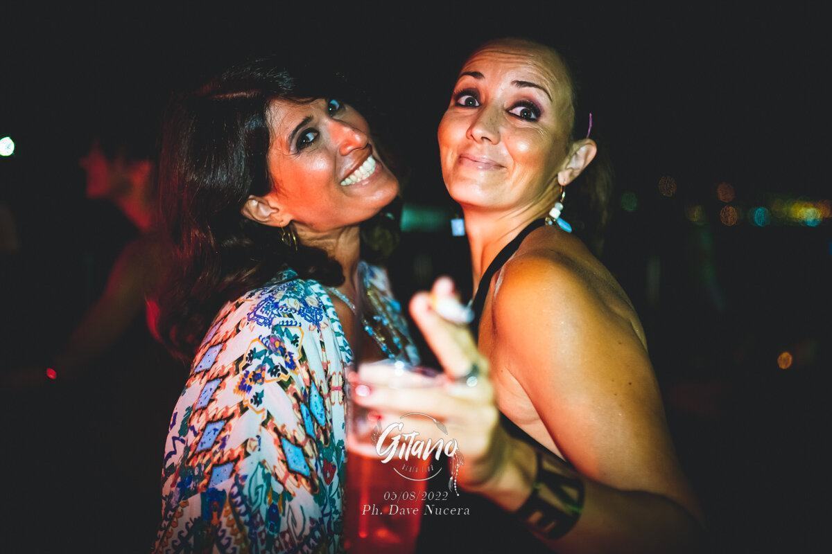 Gitano Reunion Club House Rose Cafè 43