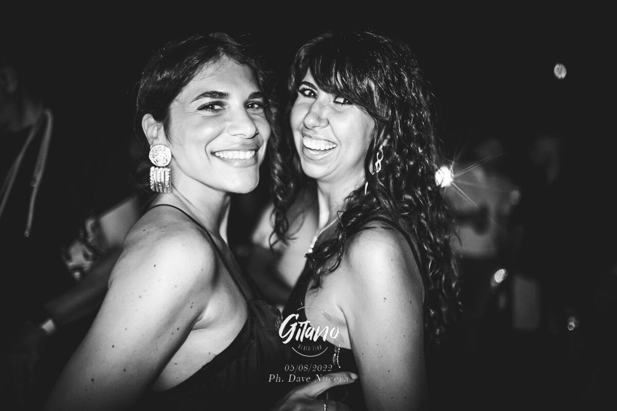 Gitano Reunion Club House Rose Cafè 45