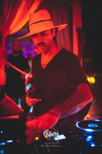 Gitano Reunion Club House Rose Cafè 51