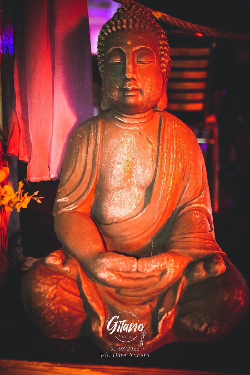 Gitano Reunion Club House Rose Cafè 64