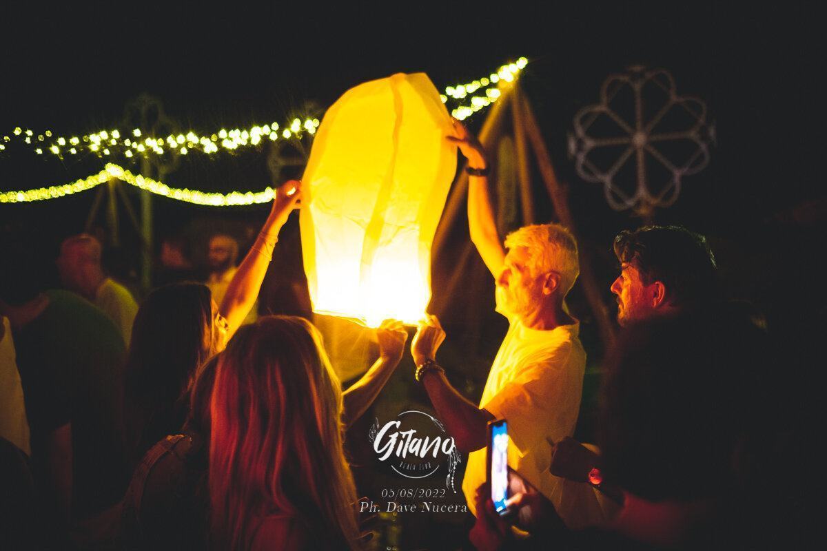 Gitano Reunion Club House Rose Cafè 8