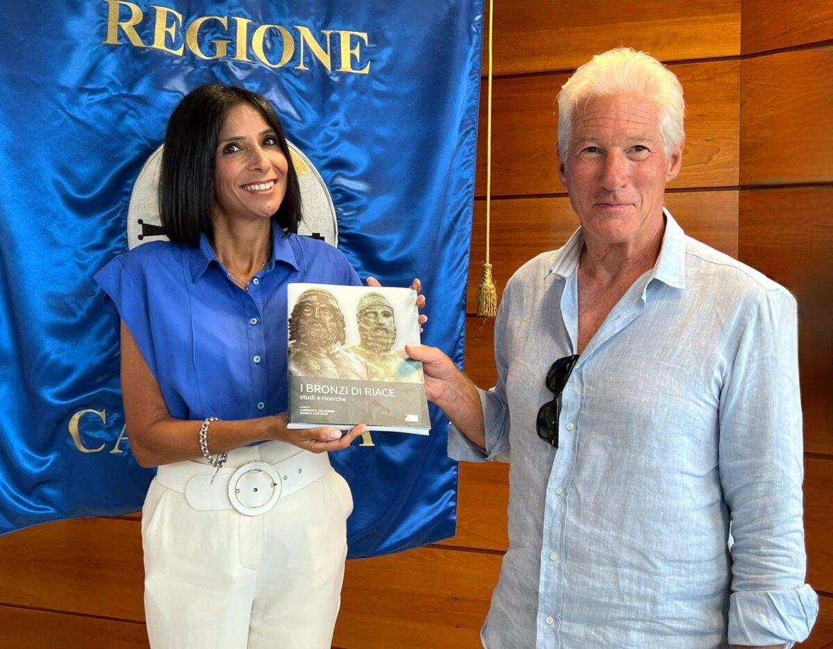 Giusy Princi Richard Gere Bronzi