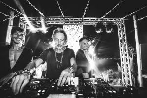 Kalura Wow Saturday 34