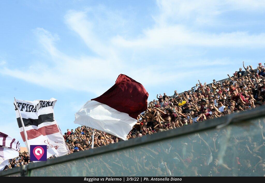 Reggina curva bandiera