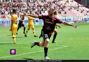 Reggina Gagliolo esulta