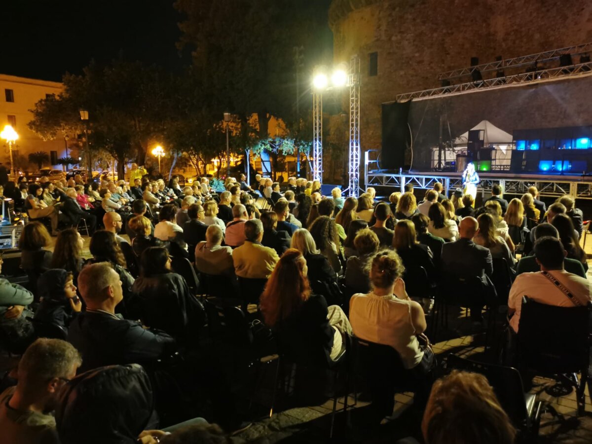 Libra Castello Aragonese 2