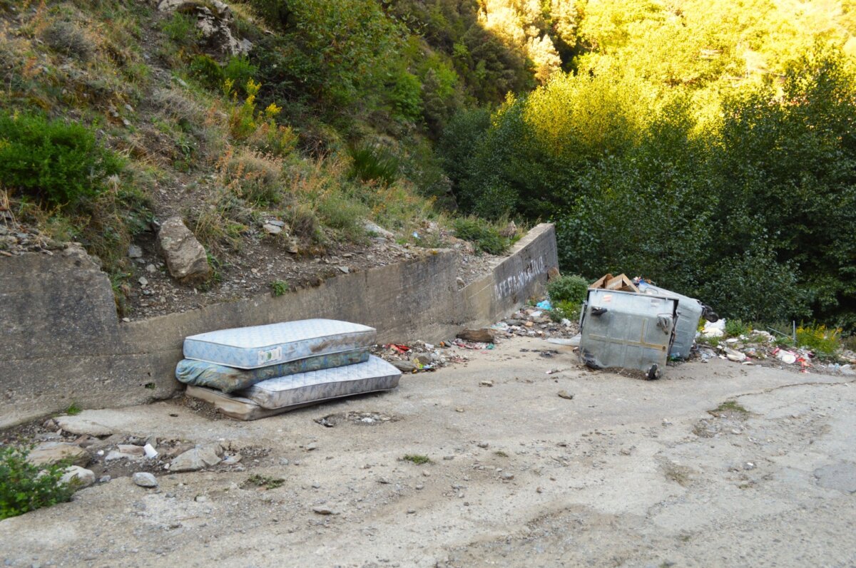 Rifiuti San Luca Polsi 3
