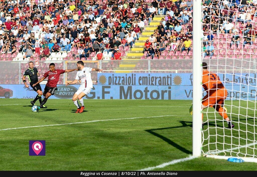Reggina-Cosenza Rivas gol