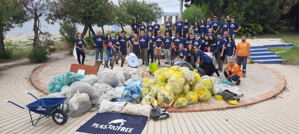 Foto Gruppo Lido Comunale Plastic Free