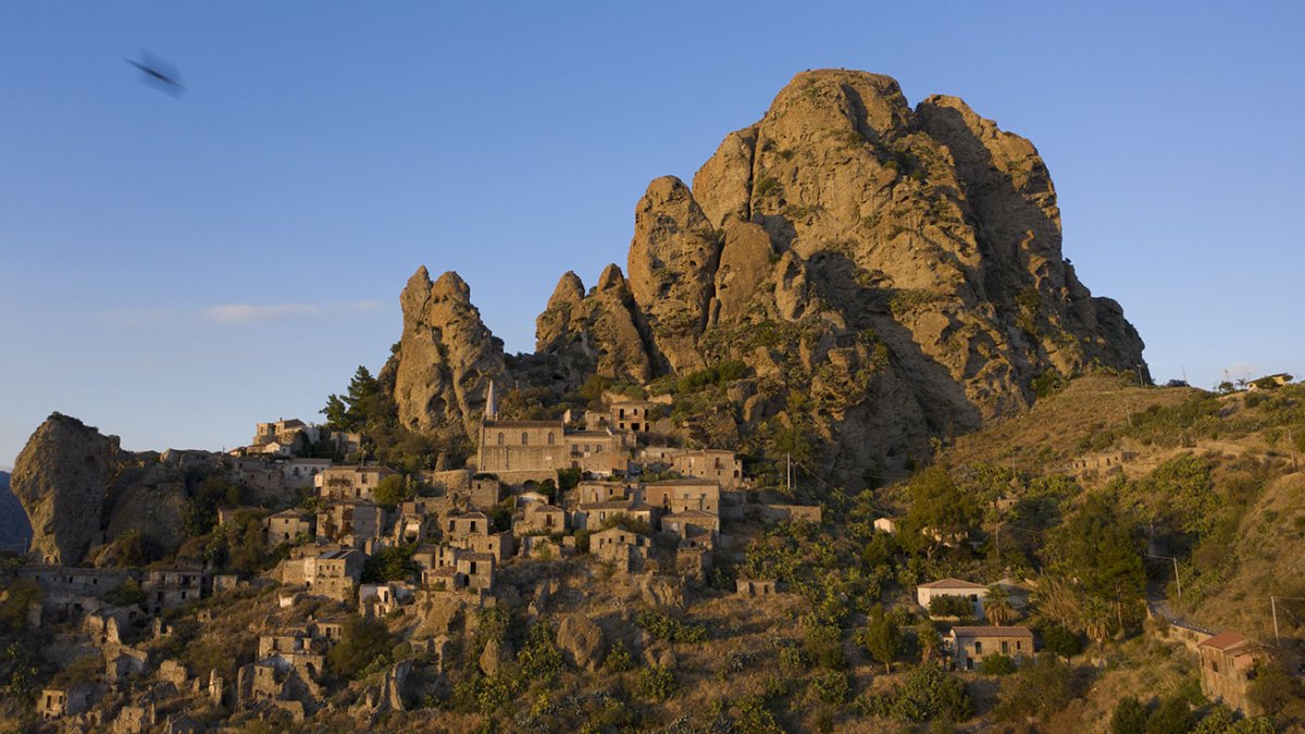 Pentedattilo