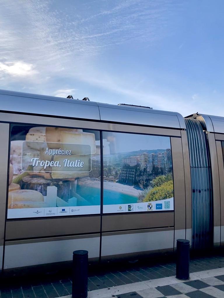 NIZZA TRAM TROPEA (2)