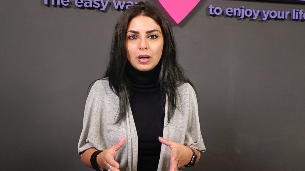 Pegah Moshir Pour Attivista Iran