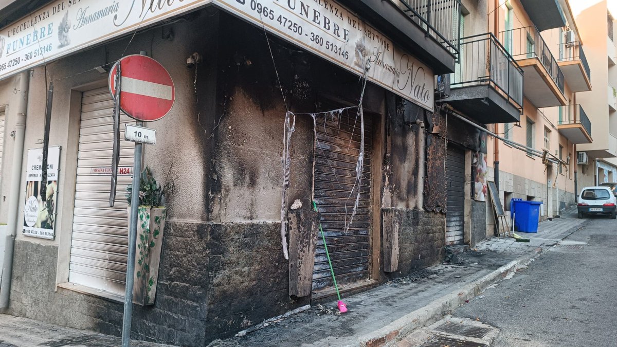 Incendio Via Lia Reggio Calabria (2)