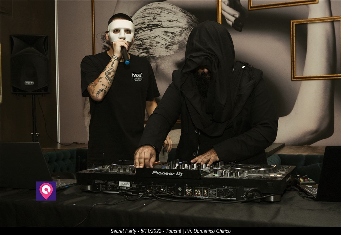 Secret Party Touchè 18