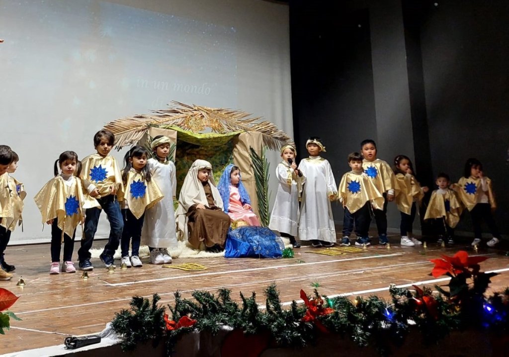 Spettacolo Scuola Disneyland 1