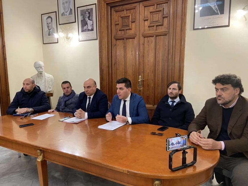 Giuramento capi tecnici RFI, il cdx attacca Falcomatà: “Basta propaganda”