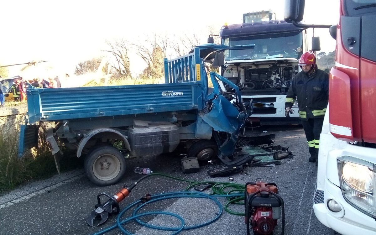 Vigili Fuoco Incidente Ss Ex 522 1