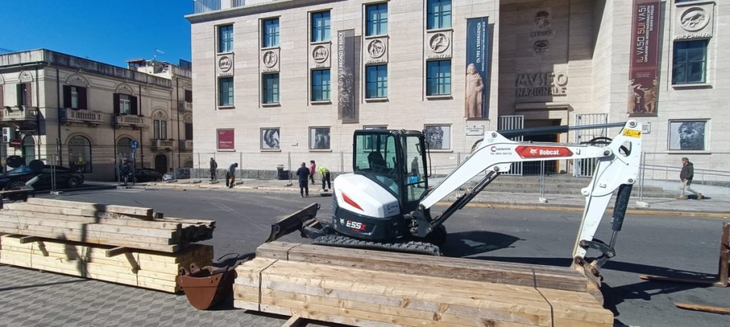 Lavori Cantiere Piazza De Nava Rc 4