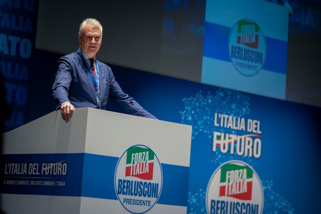Ministro Paolo Zangrillo