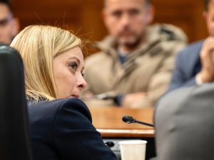 Meloni Superstiti Cutro 1