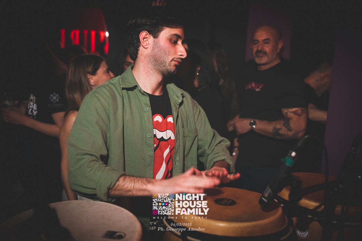 Night House Family Amuri 103