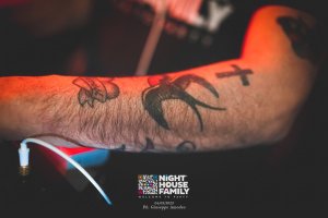 Night House Family Amuri 114