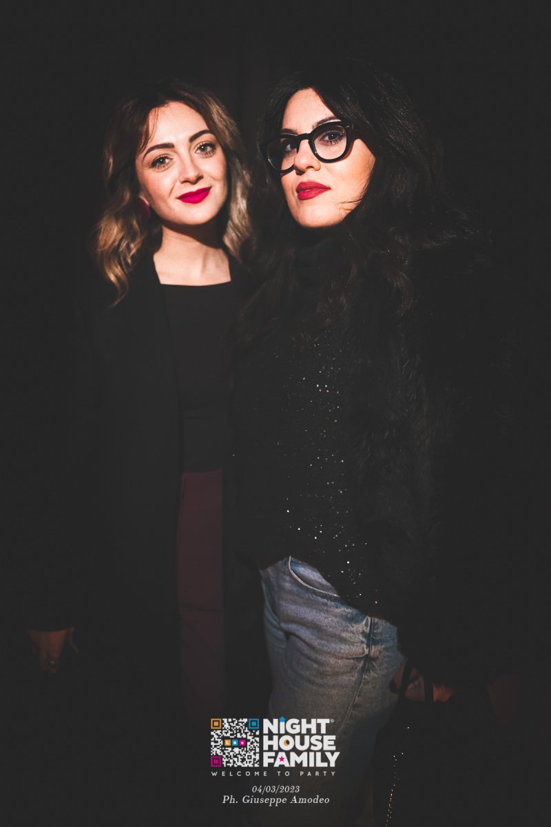 Night House Family Amuri 115