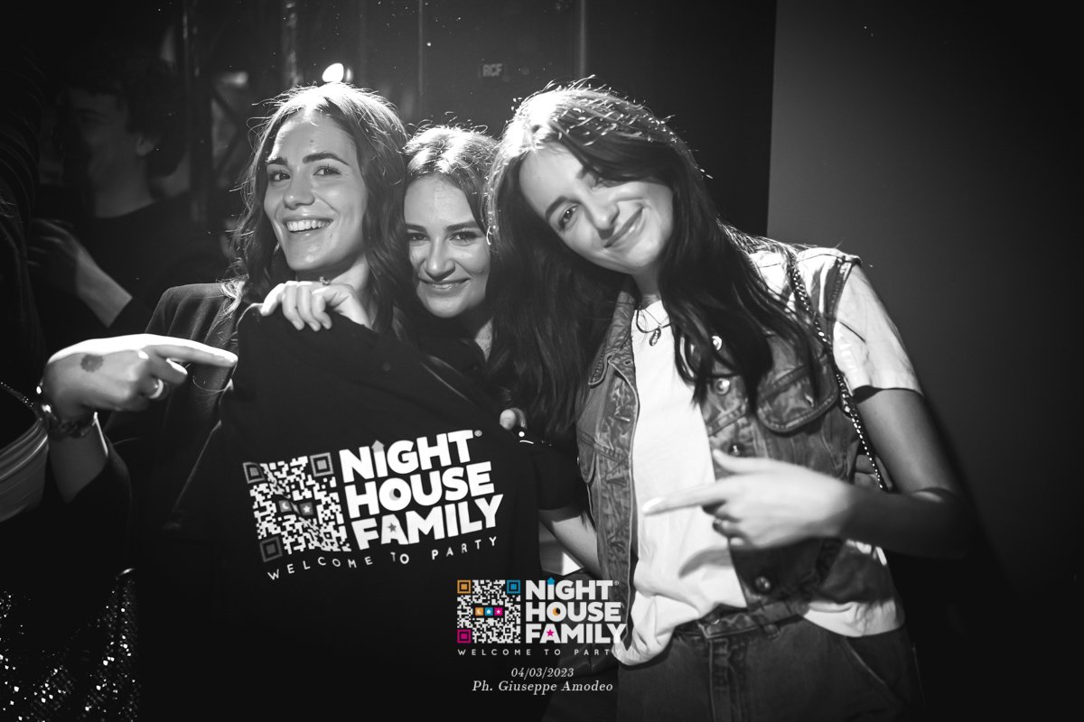 Night House Family Amuri 21