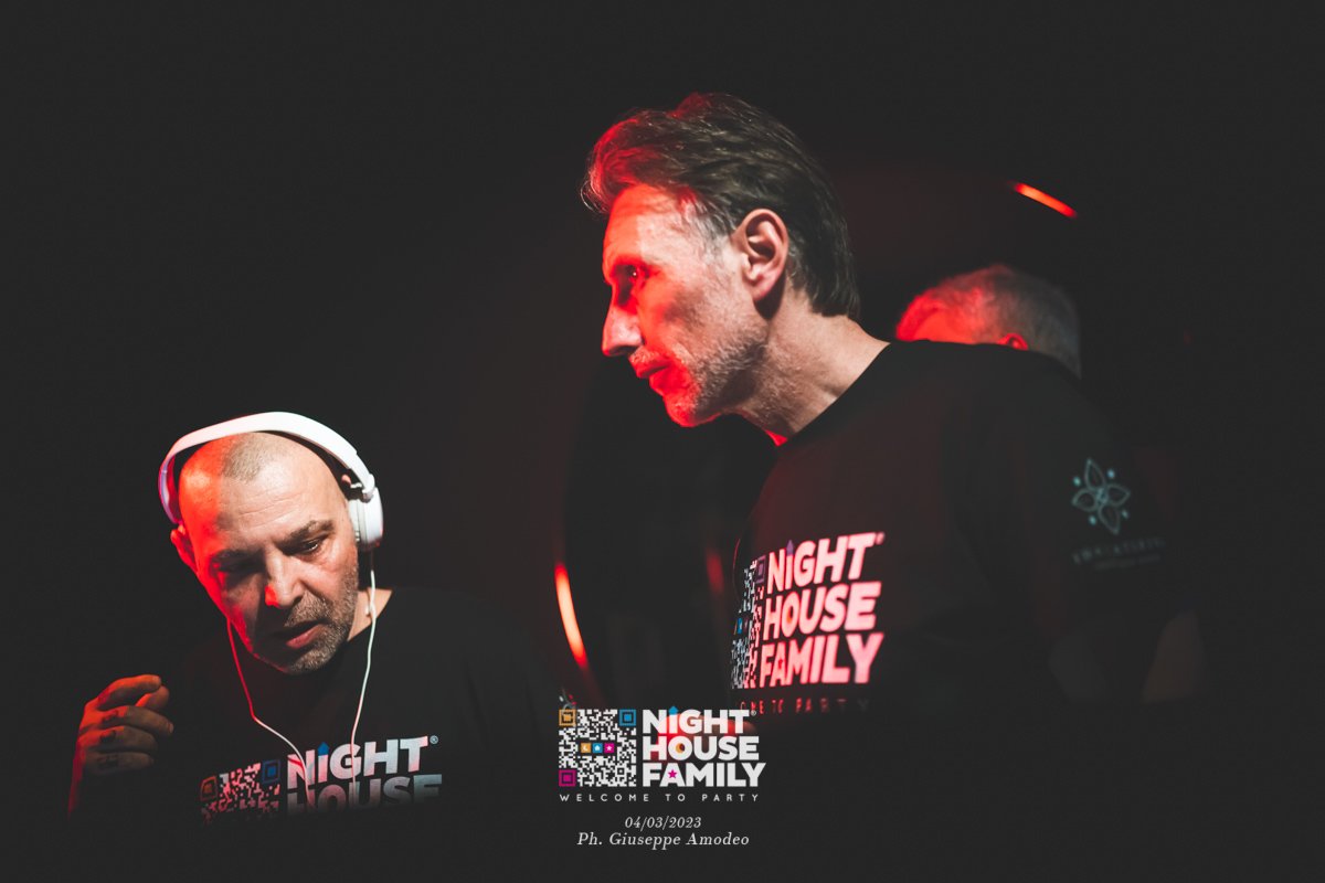 Night House Family Amuri 5