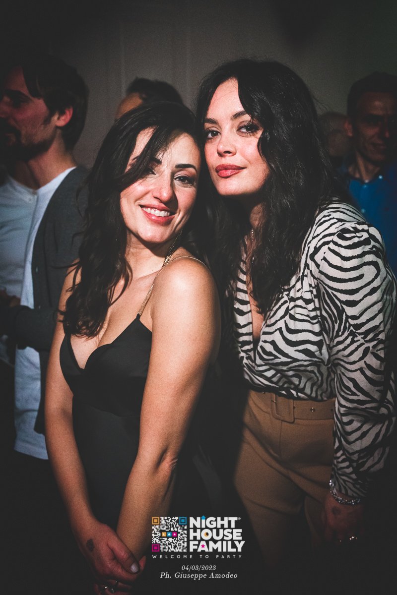 Night House Family Amuri 55