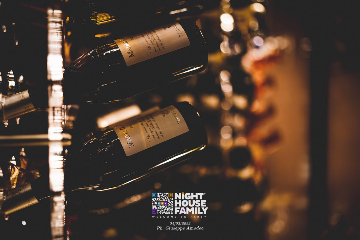 Night House Family Amuri 62