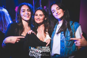 Night House Family Amuri 67